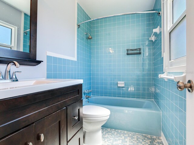 8722 Hickorywood Ln, Tampa, FL 33615 - photo 17
