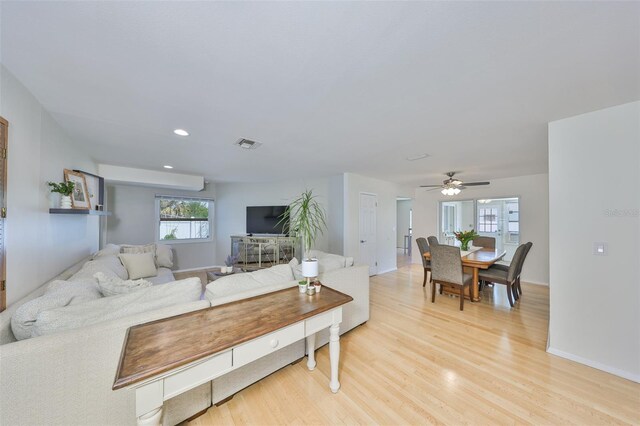 7491 Cedar St NE, Saint Petersburg, FL 33702 - photo 6