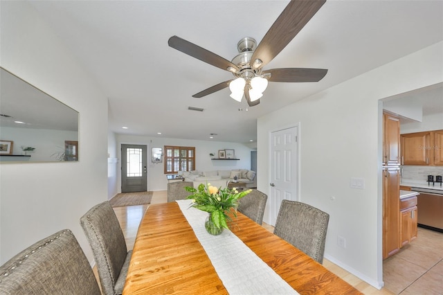 7491 Cedar St NE, Saint Petersburg, FL 33702 - photo 12