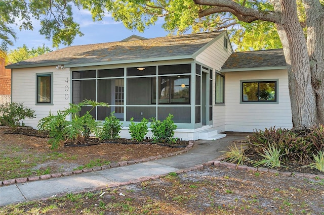 400 38th Ave NE, Saint Petersburg, FL 33703 - photo 1