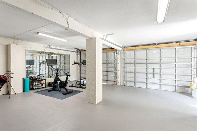 workout area featuring a garage