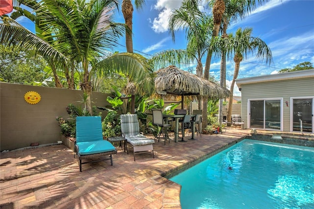 921 24th Ave N, Saint Petersburg, FL 33704 - view of pool featuring a patio area and outdoor dining space