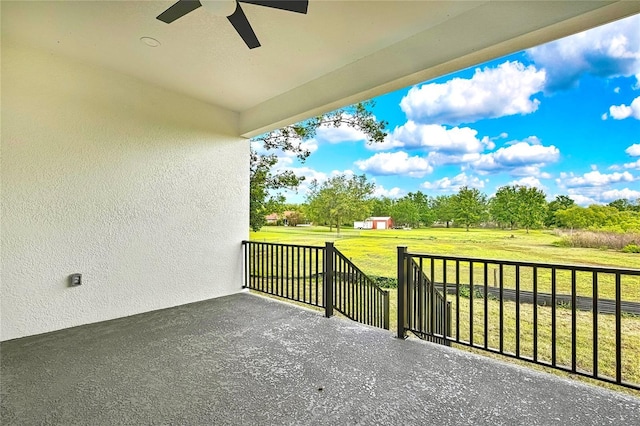 balcony with a ceiling fan