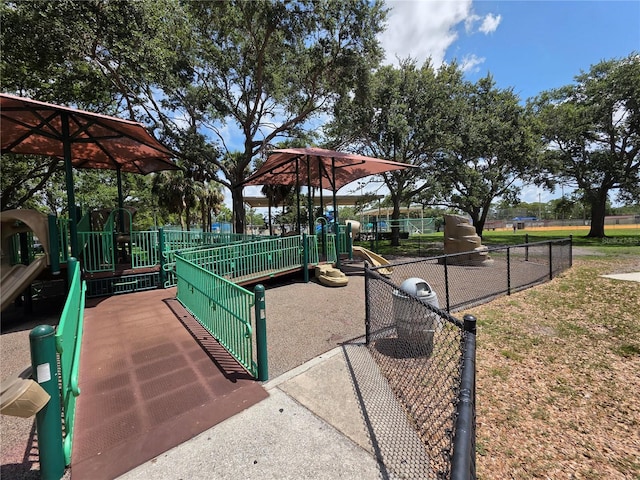 754 71st Ave N, Saint Petersburg, FL 33702 - photo 24
