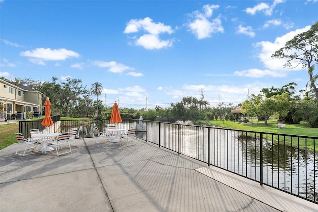 11260 Kapok Grand Cir, Madeira Beach, FL 33708 - view of patio