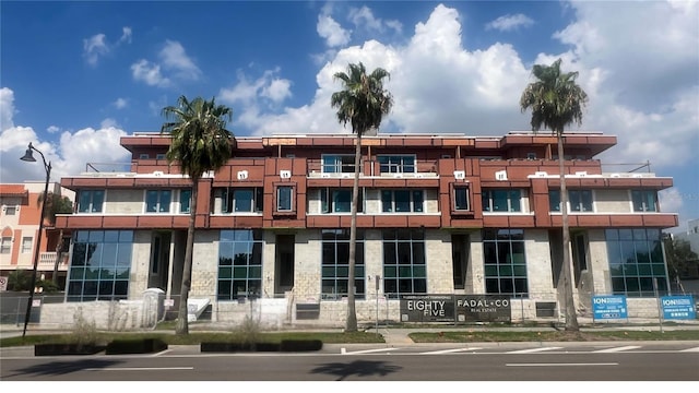 85 Davis Blvd Unit D, Tampa, FL 33606 - photo 1