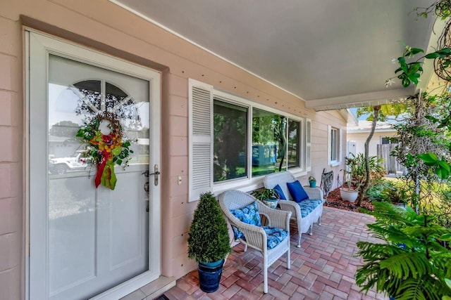 940 43rd Ave NE, Saint Petersburg, FL 33703 - photo 2