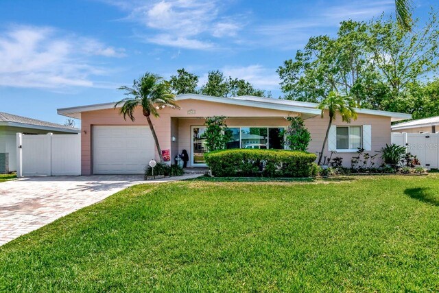 940 43rd Ave NE, Saint Petersburg, FL 33703 - photo 3