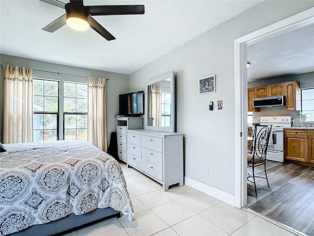 2425 Auburn St S, Saint Petersburg, FL 33712 - photo 13