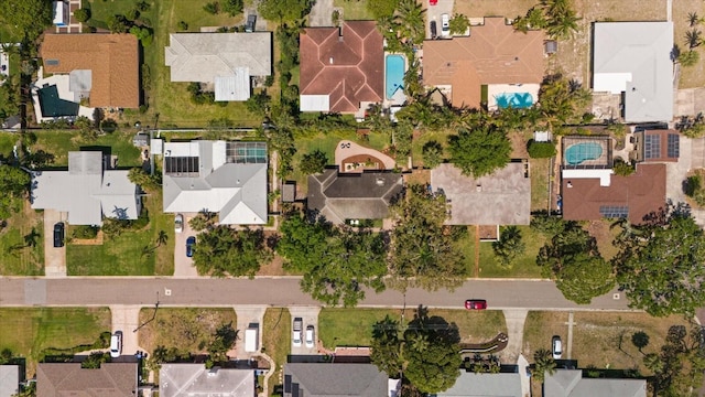 bird's eye view with a residential view