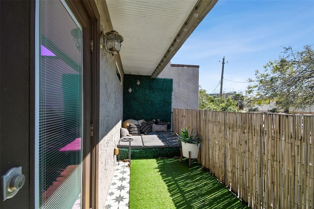 166 E Davis Blvd, Tampa, FL 33606 - view of yard