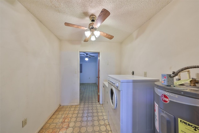 9210 Lehall Sq W, Lakeland, FL 33810 - laundry area featuring washer and clothes dryer, electric water heater, a ceiling fan, a textured ceiling, and light floors