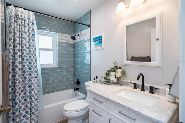 1601 14th St W, Palmetto, FL 34221 - full bath featuring vanity, shower / bathtub combination with curtain, and toilet