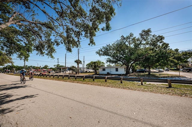 7051 Dartmouth Ave N, Saint Petersburg, FL 33710 - photo 31