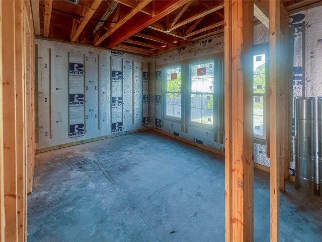 921 12th St N, Saint Petersburg, FL 33705 - photo 16