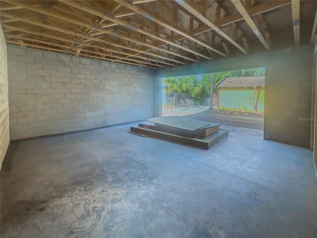 921 12th St N, Saint Petersburg, FL 33705 - photo 34