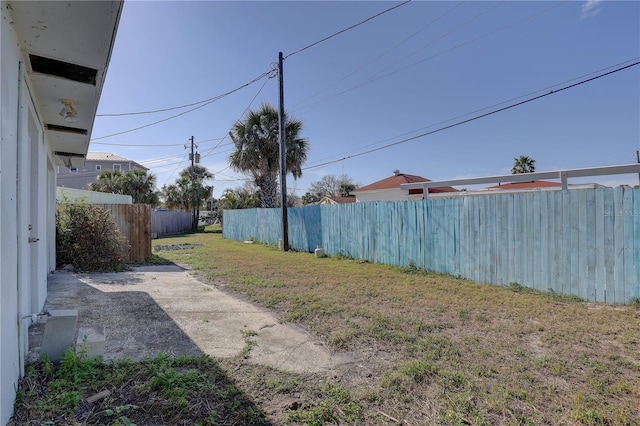view of yard featuring fence