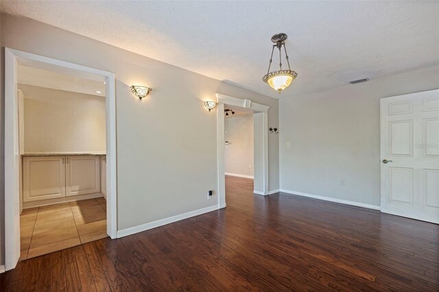 1572 84th Ave N, Saint Petersburg, FL 33702 - photo 14
