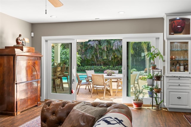 556 21st Ave NE, Saint Petersburg, FL 33704 - photo 29