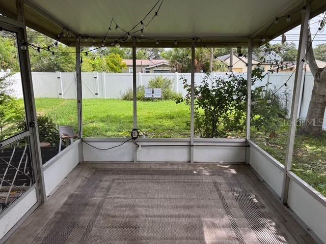 633 47th Ave N, Saint Petersburg, FL 33703 - photo 44