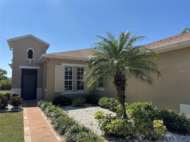 832 King Leon Way, Sun City Center, FL 33573 - photo 2