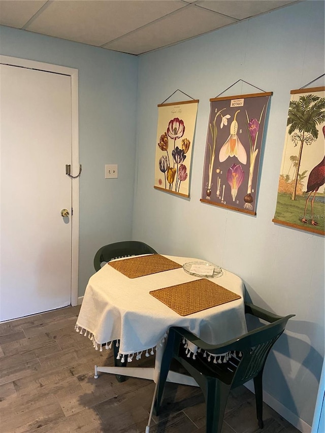 501 E Bay Dr Unit 2003, Largo, FL 33770 - dining area featuring wood finished floors