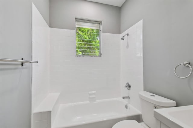 3411 N 12th St, Tampa, FL 33605 - bathroom with toilet and shower / washtub combination
