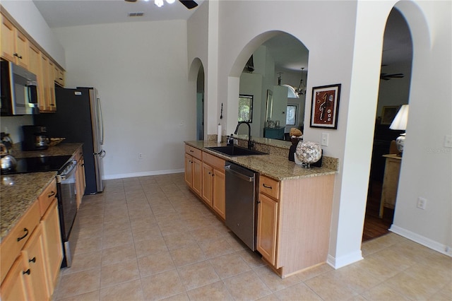 10118 Cleghorn Dr, San Antonio, FL 33576 - photo 15