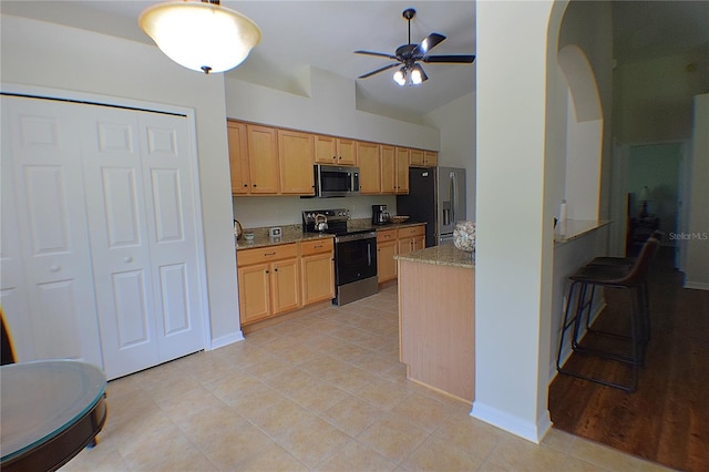 10118 Cleghorn Dr, San Antonio, FL 33576 - photo 16