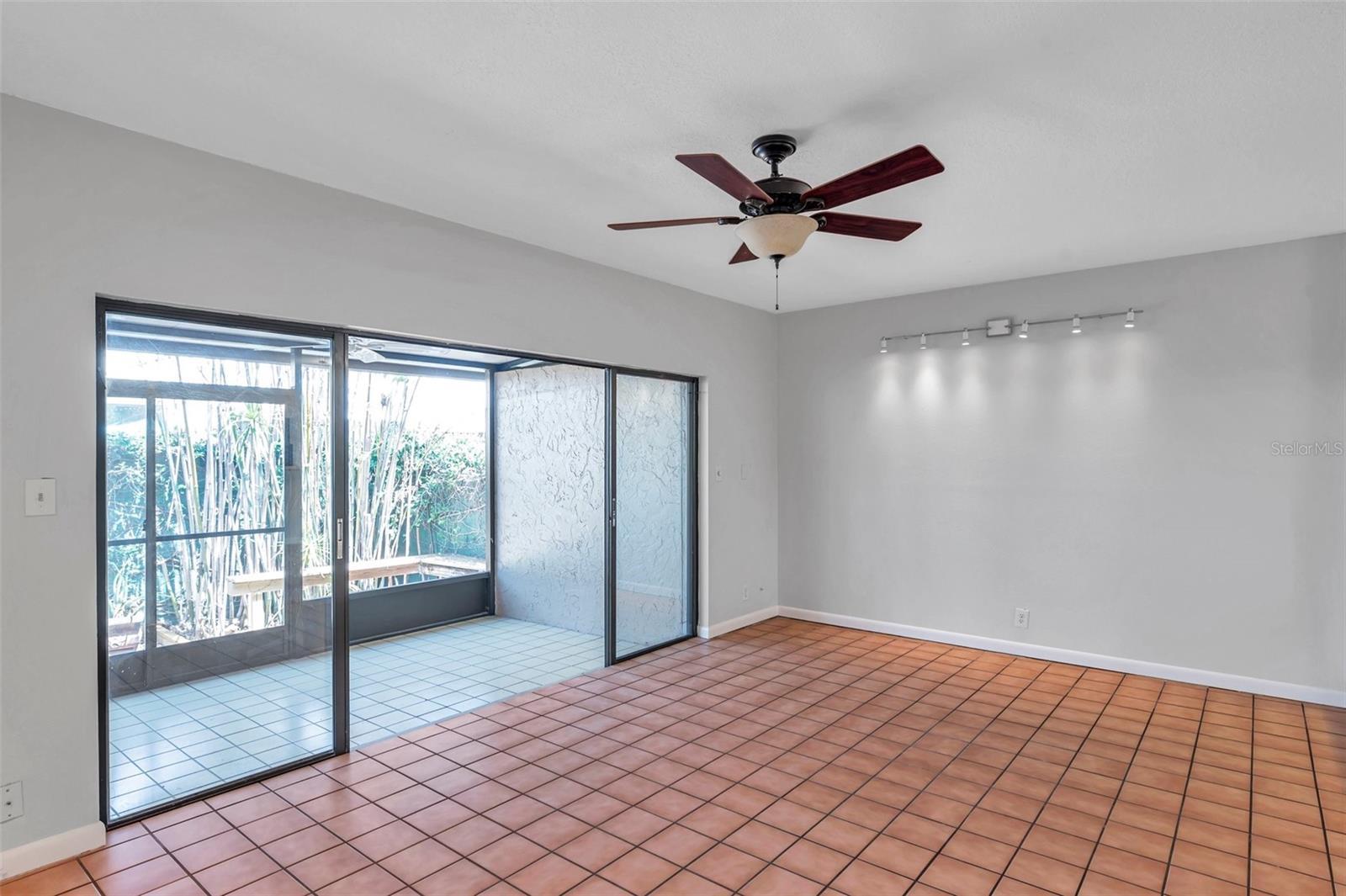 4733 W Vasconia St, Tampa, FL 33629 - photo 19