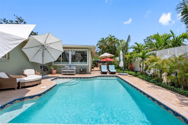 8300 37th Ave N, Saint Petersburg, FL 33710 - photo 17