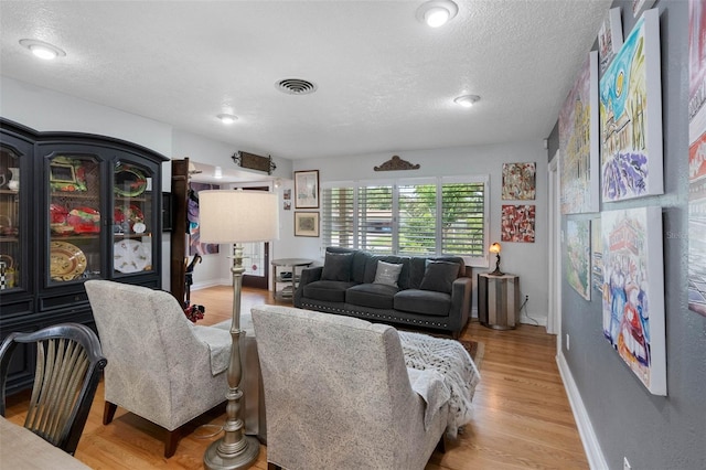 8300 37th Ave N, Saint Petersburg, FL 33710 - photo 42