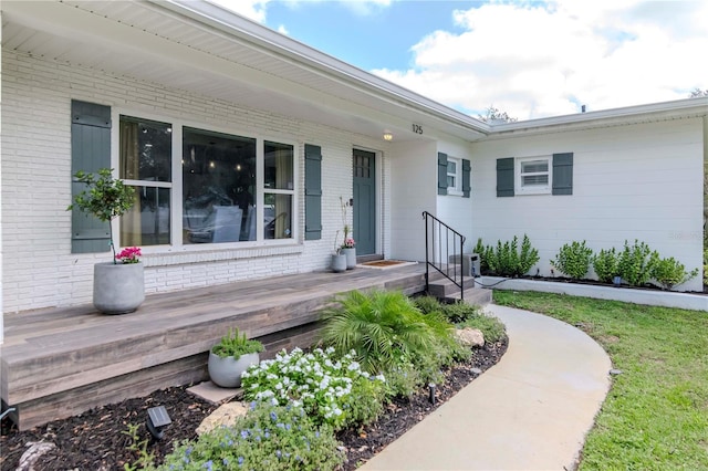 125 Siobhan Ave, Tampa, FL 33613 - entrance to property with brick siding