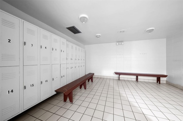 playroom featuring visible vents and light tile patterned flooring