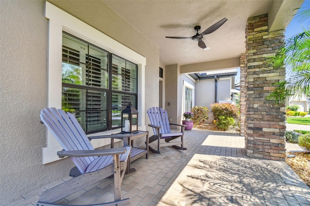 21627 Pearl Crescent Ct, Land O Lakes, FL 34637 - view of patio / terrace with ceiling fan