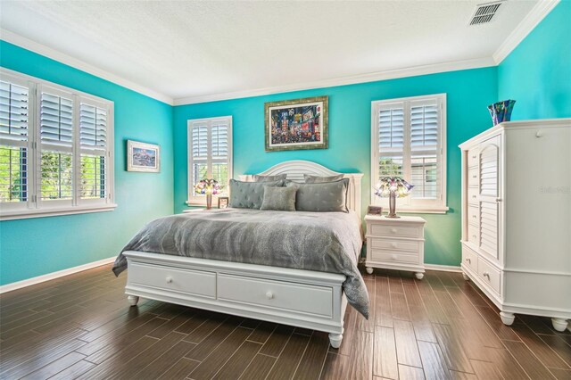 21627 Pearl Crescent Ct, Land O Lakes, FL 34637 - bedroom featuring multiple windows, baseboards, ornamental molding, and visible vents