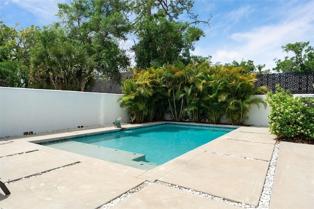 7608 Antilla St, Tampa, FL 33625 - view of pool with a fenced backyard, a patio area, and a fenced in pool