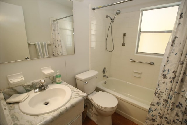 1012 Warwick Ct, Sun City Center, FL 33573 - photo 22