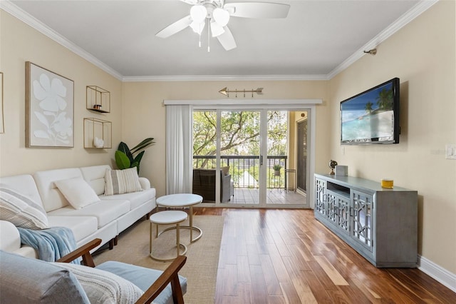 1002 S Harbour Island Blvd Unit 1312, Tampa, FL 33602 - living area featuring crown molding, baseboards, ceiling fan, and wood finished floors