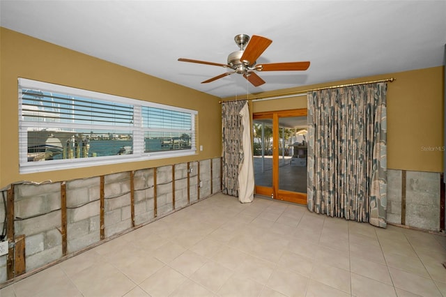 366 La Hacienda Dr, Indian Rocks Beach, FL 33785 - unfurnished room with a ceiling fan