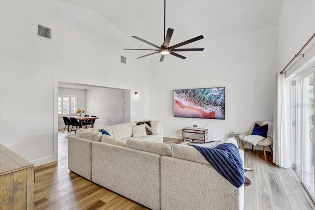 9100 2nd St N, Saint Petersburg, FL 33702 - photo 23