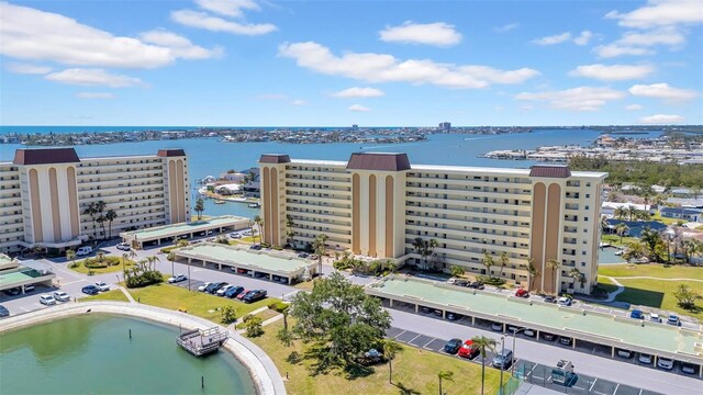 4725 Cove Cir Unit 302, Saint Petersburg, FL 33708 - view of urban area featuring a nearby body of water and apartment complex