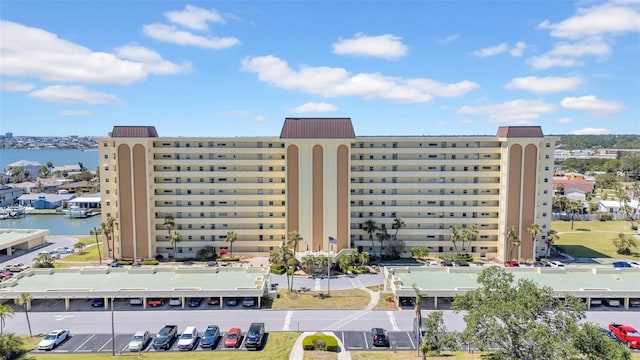 4725 Cove Cir Unit 302, Saint Petersburg, FL 33708 - view of property featuring a water view