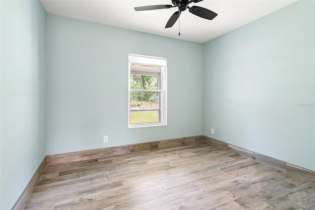 28628 Bennington Dr, Wesley Chapel, FL 33544 - photo 32