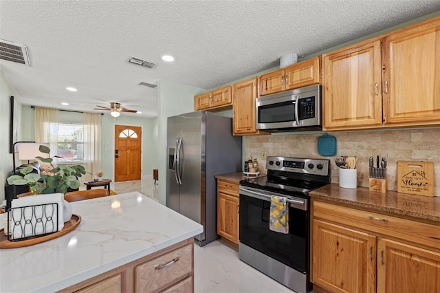 439 E Boyer St, Tarpon Springs, FL 34689 - photo 7
