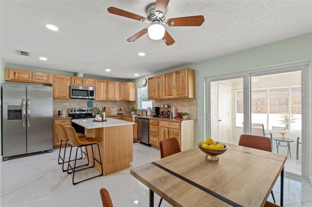 439 E Boyer St, Tarpon Springs, FL 34689 - photo 13