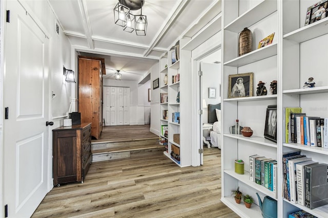 610 N Woodlynne Ave, Tampa, FL 33609 - hallway with visible vents and wood finished floors