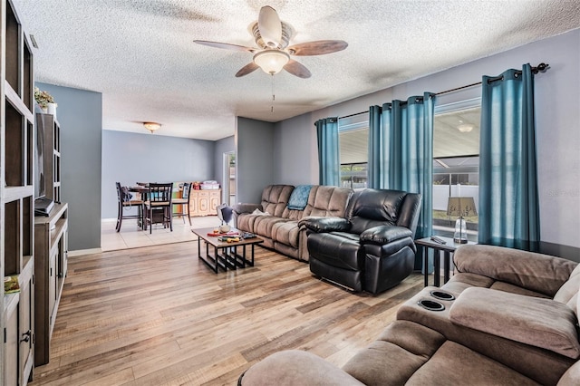 206 Soldier Ct, Seffner, FL 33584 - photo 8