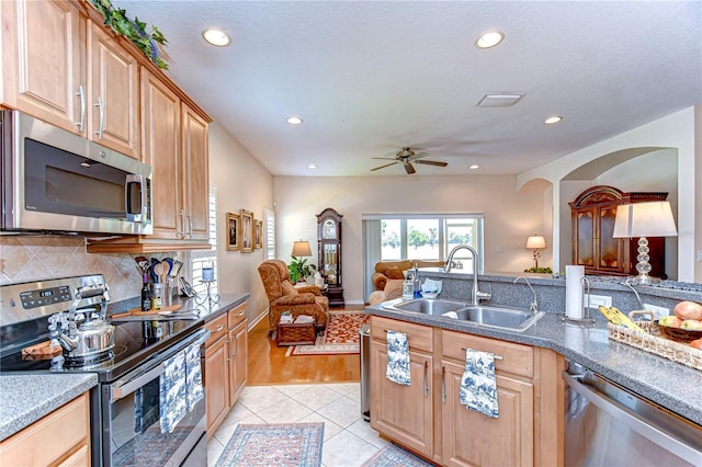 2816 Graphite Ct, Valrico, FL 33594 - photo 13