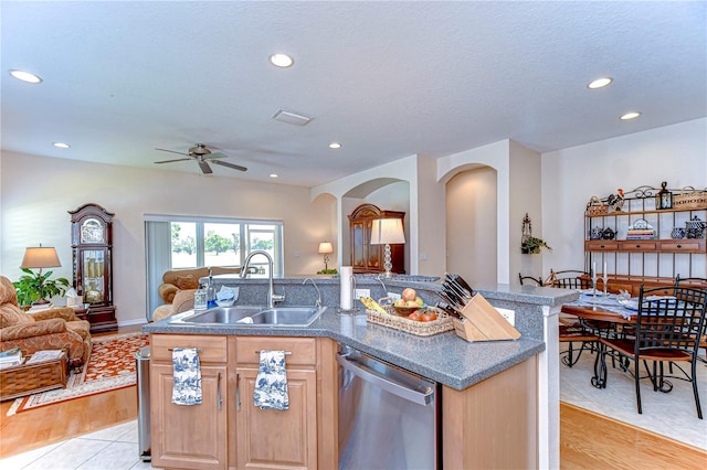 2816 Graphite Ct, Valrico, FL 33594 - photo 14